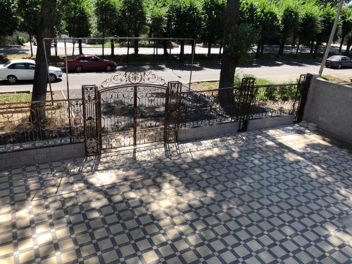 Hotel Lion Almaty Luaran gambar