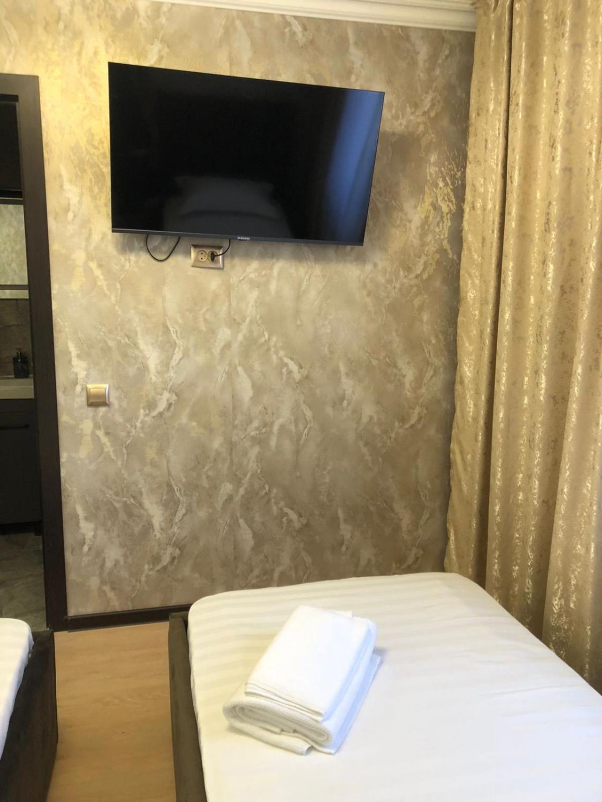 Hotel Lion Almaty Luaran gambar